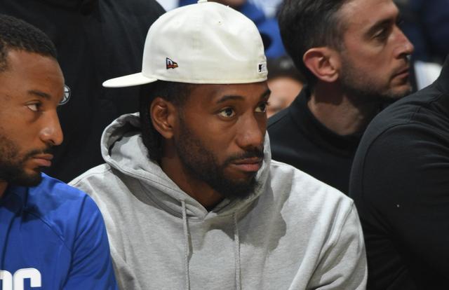 官方：因威胁并辱骂裁判，塞维利亚后卫马尔康-特谢拉停赛6场（官方通报：塞维利亚后卫马尔康-特谢拉因威胁辱骂裁判被禁赛6场）