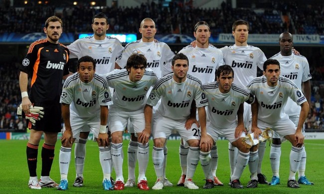 每体：拉菲尼亚对身边人表态，不拿到欧冠就不离开巴萨（每体：拉菲尼亚告知身边人，未夺欧冠前不考虑离开巴萨）