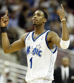 记者：梅西不希望拉波尔塔利用自己，因此回诺坎普没通知巴萨（记者称梅西为避免被拉波尔塔借势，重返诺坎普未提前告知巴萨）