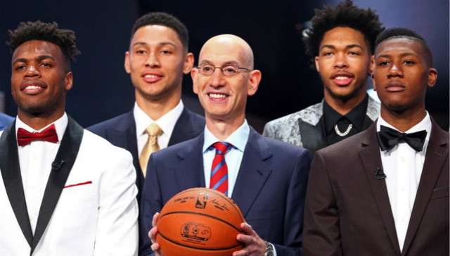 意媒：伊布、费拉拉入选米兰冬奥会火炬传递阵容（意媒称：伊布、费拉拉入选米兰冬奥火炬手名单）