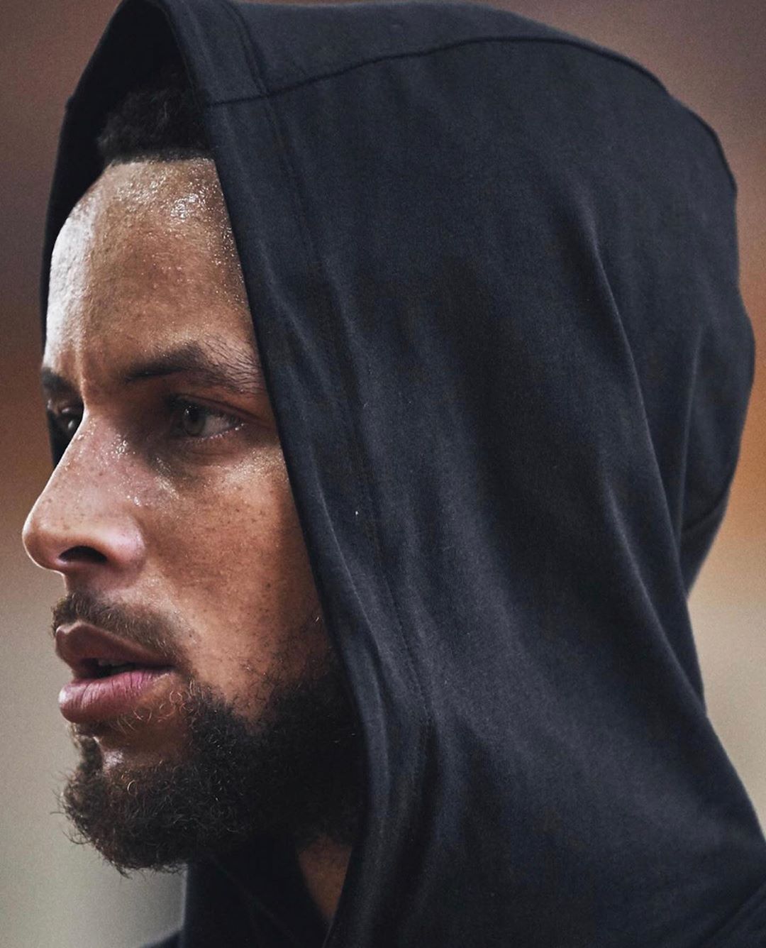 环足奖年度最佳女足球员候选：邦马蒂、普特利亚斯、凯莉在列（环足奖年度最佳女足球员候选名单公布：邦马蒂、普特利亚斯、凯莉入围）