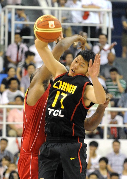 西甲：巴萨4-1大胜瓦伦西亚（西甲战报：巴萨4-1击败瓦伦西亚）