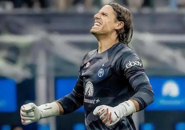 英超-狼队0-3曼联：送副班长首胜？NO！阿莫林要逼近欧冠区｜前瞻（英超-狼队0-3曼联：拒做送分童子，阿莫林剑指欧冠区｜前瞻）