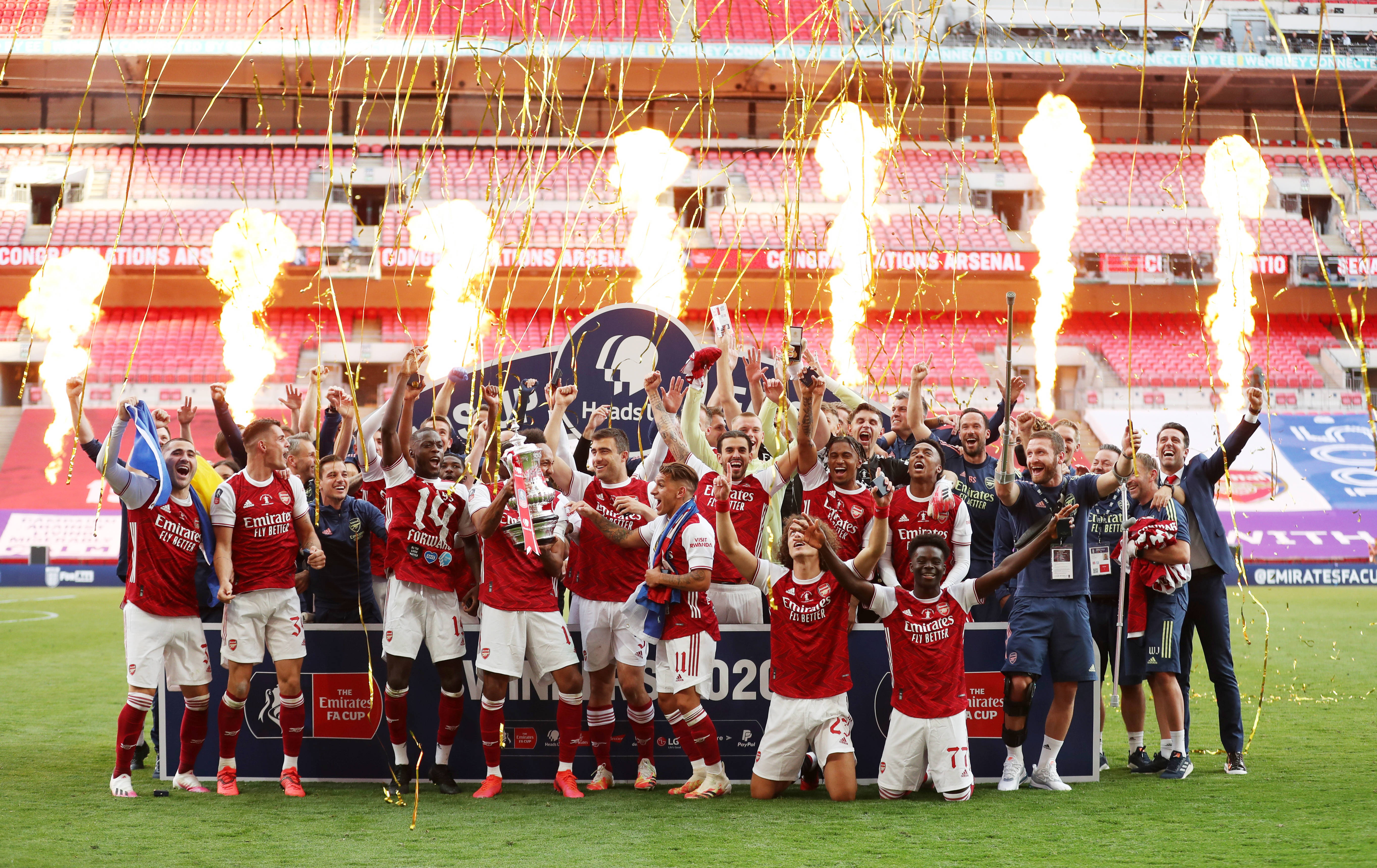 拉波尔塔：如无意外月底回归诺坎普；弗里克在巴萨很开心（拉波尔塔：若无波折月末回归诺坎普；弗里克在巴萨过得开心）