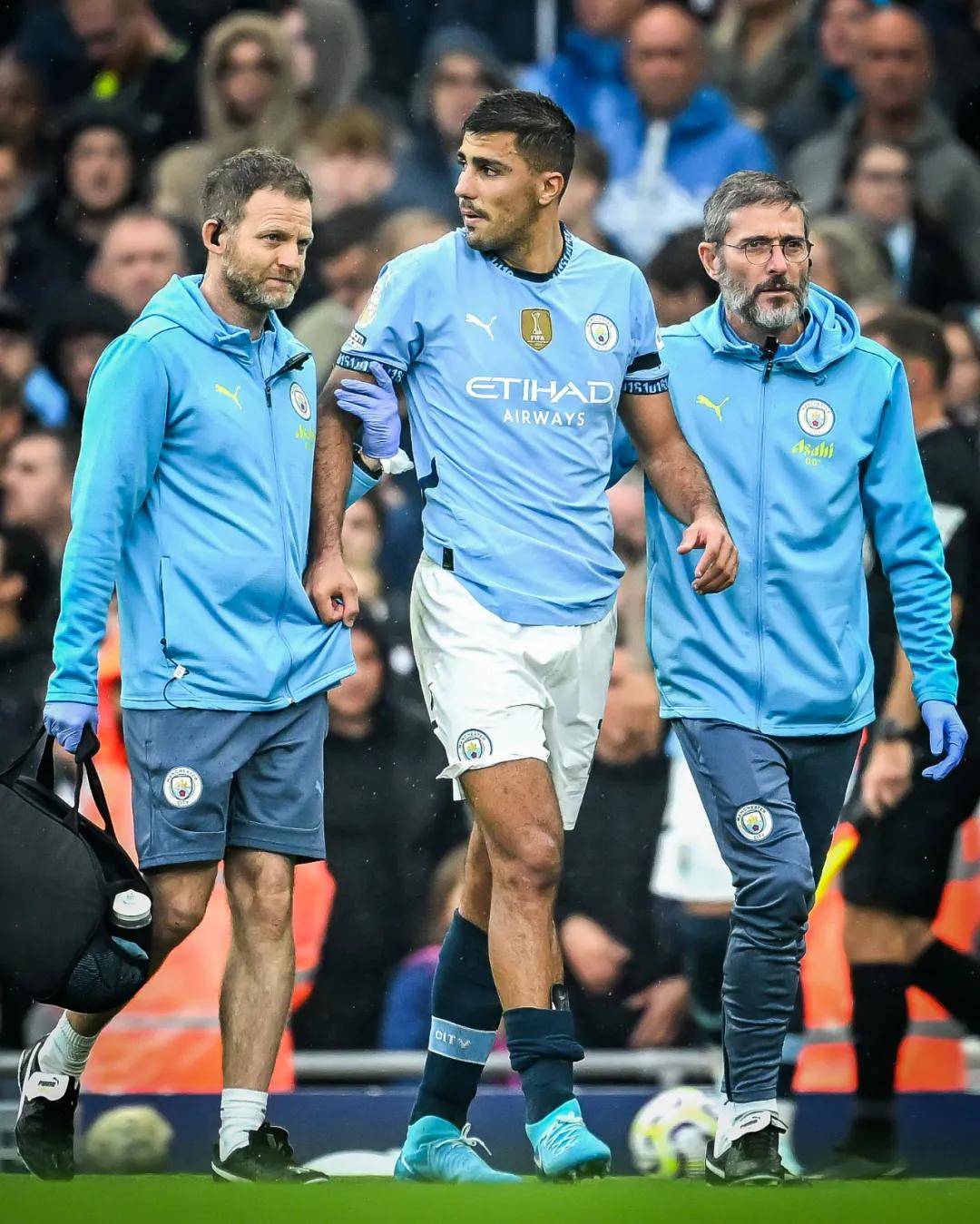 穆里尼奥：祝贺葡萄牙U17夺冠，本菲卡和青训也值得祝贺（穆里尼奥祝贺葡萄牙U17夺冠，同时向本菲卡与青训体系致意）