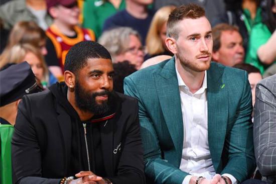 拉波尔塔：想等诺坎普竣工再致敬梅西，那天诺坎普会座无虚席（拉波尔塔：诺坎普完工后再向梅西致敬，届时球场必将爆满）