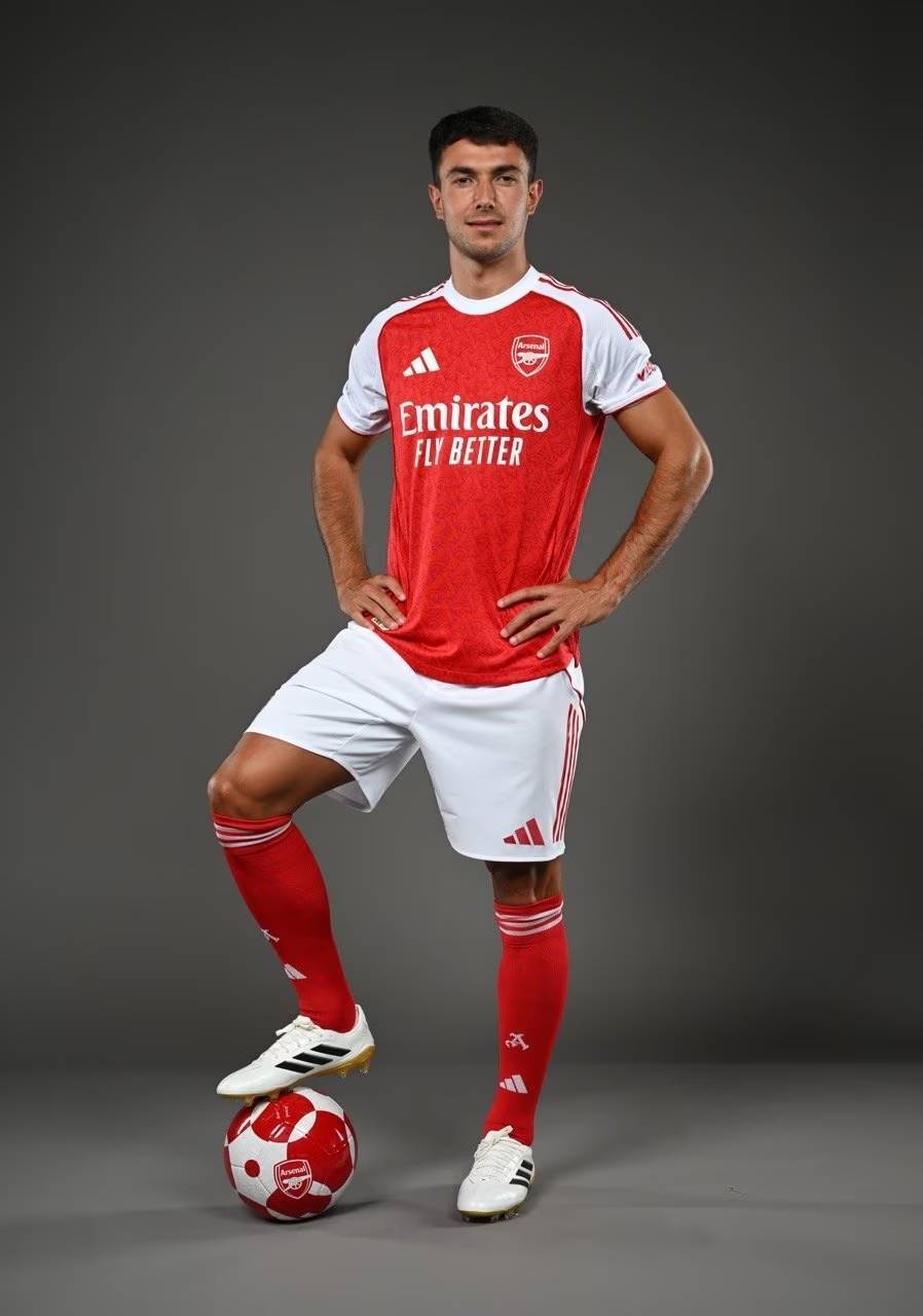 这11月全胜的马竞放到英超踢得过富勒姆吗？（11月全胜的马竞若征战英超，能拿下富勒姆吗？）