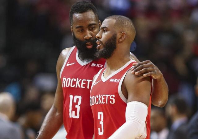 在勇士拿两冠，为何杜兰特只和库里绝配，在其他球队却难拿冠军？（杜兰特在勇士能夺两冠，为何离开库里后在其他球队却难问鼎冠军？）