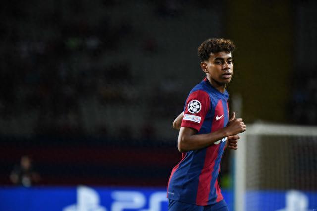 这队就是冠军级别的样子（这队具备冠军相）