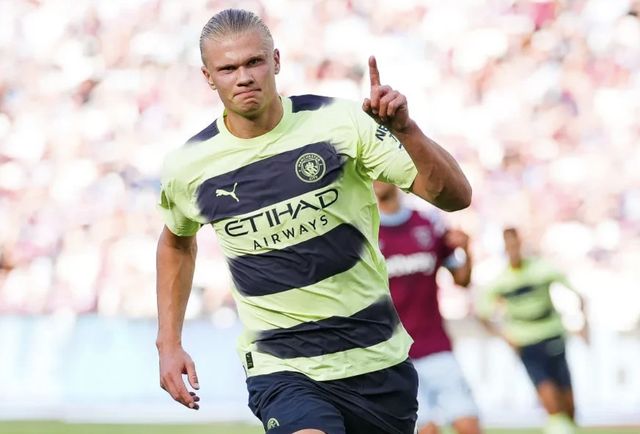 利物浦暂时摆脱困境，但斯洛特执教仍存疑，维尔茨与基耶萨表现关键，战术调整引发争议。（利物浦短暂回暖，斯洛特执教仍受质疑；维尔茨与基耶萨成关键，战术调整掀起争议）