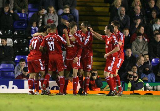 颜骏凌替补+U23国足3人缺席！媒体人：三少已放假，别上纲上线（颜骏凌暂作替补、U23国足三将缺席，媒体人：三少已放假，别上纲上线）