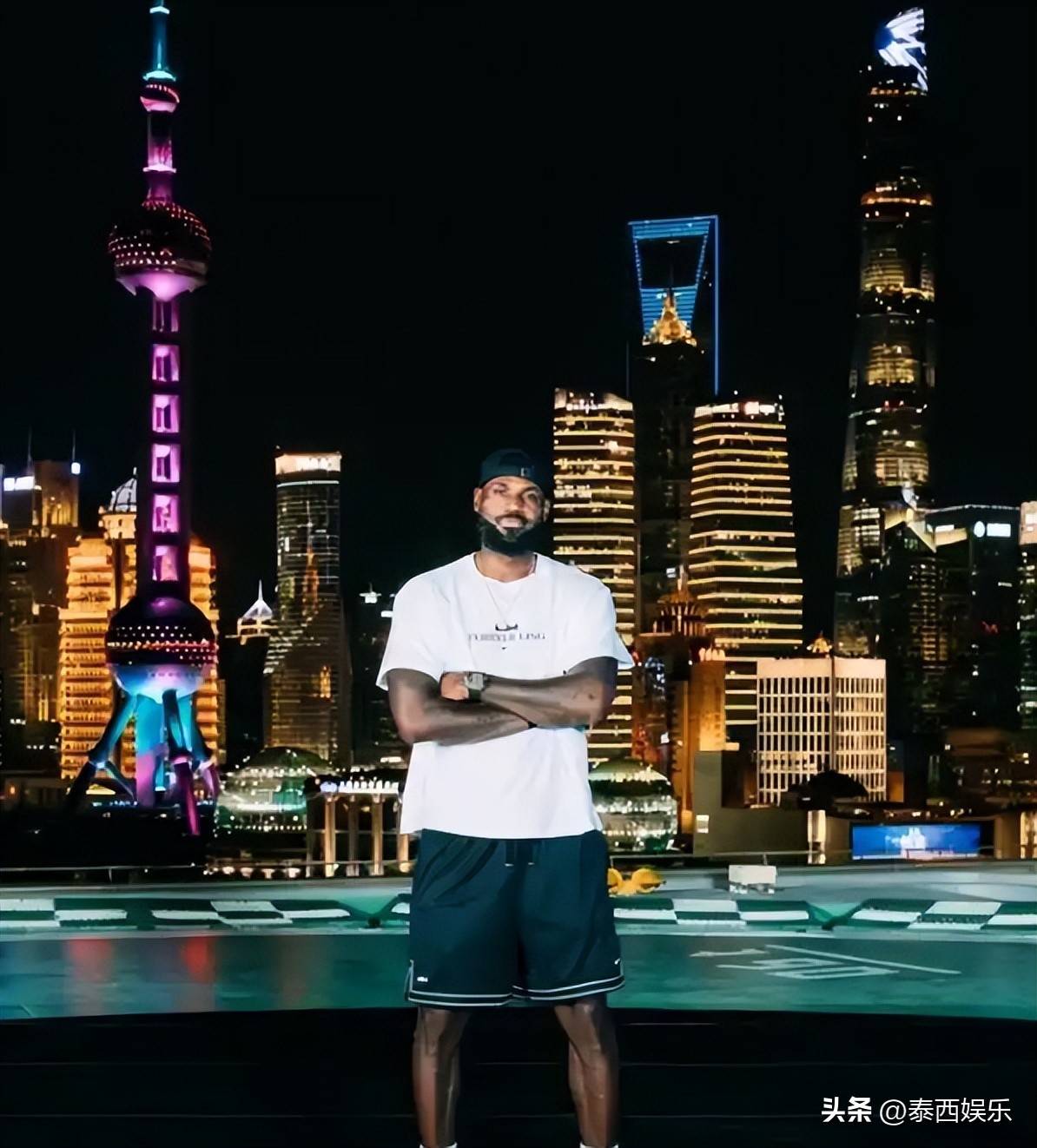 意媒：梅努是那不勒斯中场引援首选，备选方案包括弗拉泰西（意媒：那不勒斯锁定梅努为中场首选，弗拉泰西列为备选）