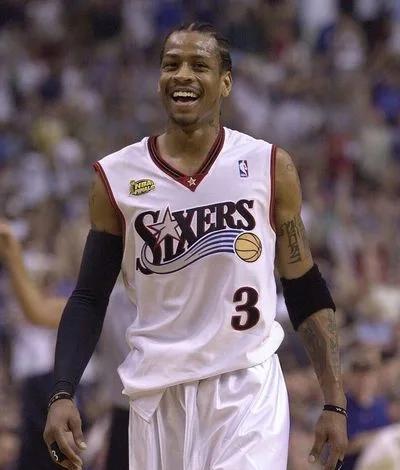 英超俱乐部今夏售出榜：切尔西1.292亿镑第一，红军紧随其后（英超今夏球员出售榜：切尔西以1.292亿英镑居首，红军紧追其后）