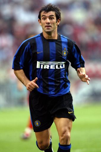 伊劳拉：喜欢带队在梦剧场比赛，现在的曼联比上赛季进步很大（伊劳拉：享受率队征战梦剧场，曼联较上季进步明显）