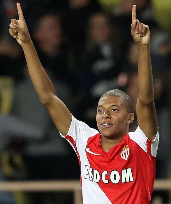 马卡：吕迪格和皇马的续约暂时被搁置，但双方都有意继续合作（马卡：皇马与吕迪格续约进程暂按暂停键，双方仍有意继续携手）