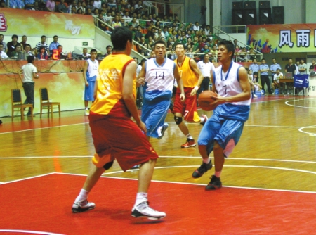 创造历史！新加坡队史首度以非东道主身份打入亚洲杯正赛（队史突破：新加坡首次以非东道主身份晋级亚洲杯正赛）