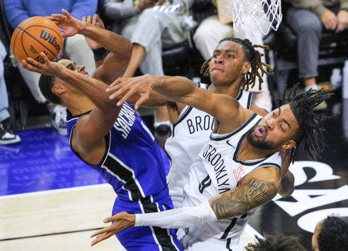 赫拉芬贝赫：我希望能继续和萨拉赫踢球，不知道未来会发生啥（赫拉芬贝赫：盼与萨拉赫继续并肩作战，未来走向尚未可知）