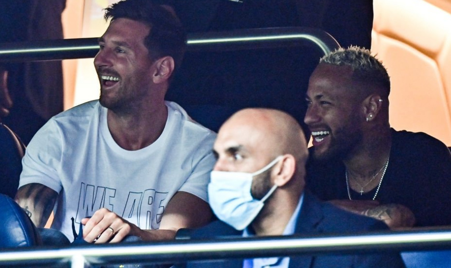 篮球NBA发布最新实力榜，三队并列第一梯队（NBA最新实力榜出炉：三强并列第一梯队）