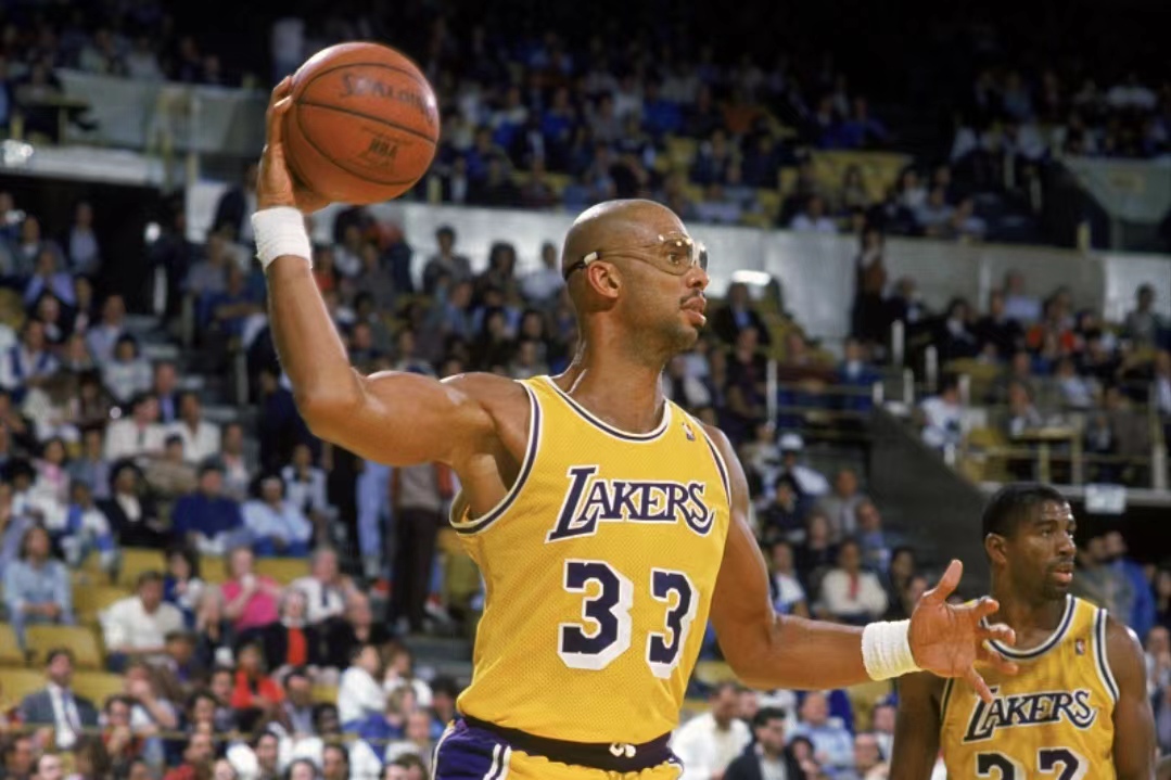 福建新秀再度惊艳全场（福建新星再次震撼全场）