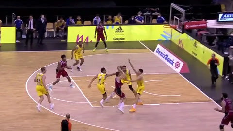 阿莱格里：防守是全队的事，要想赢得比赛就必须弄脏裤子（阿莱格里：防守是全队责任，想赢球就得不怕把裤子弄脏）